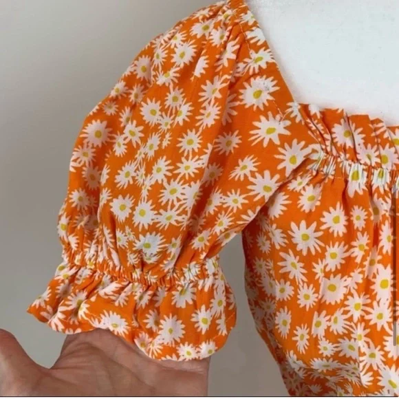 Faithfull the Brand Laura Dress - Picture 5 of 12